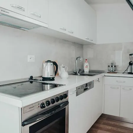 With Amazing View In The Center *