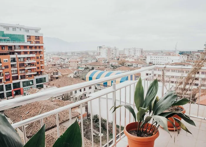 Lejlighed With Amazing View In The Center Shkodër