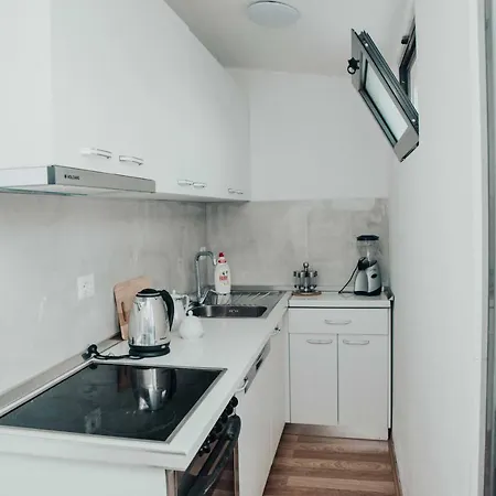 With Amazing View In The Center Apartment Shkodra
