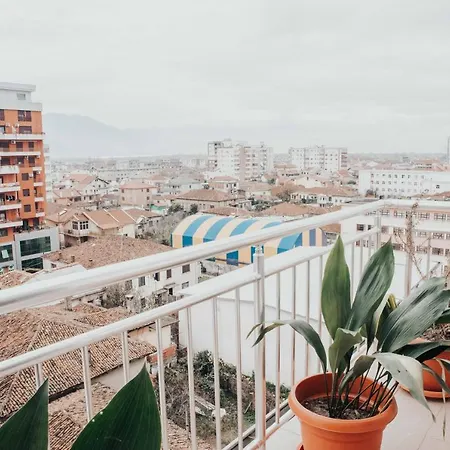아파트 With Amazing View In The Center Shkodër