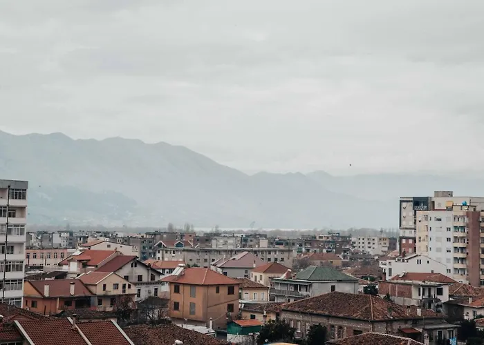 Apartman With Amazing View In The Center Shkodra